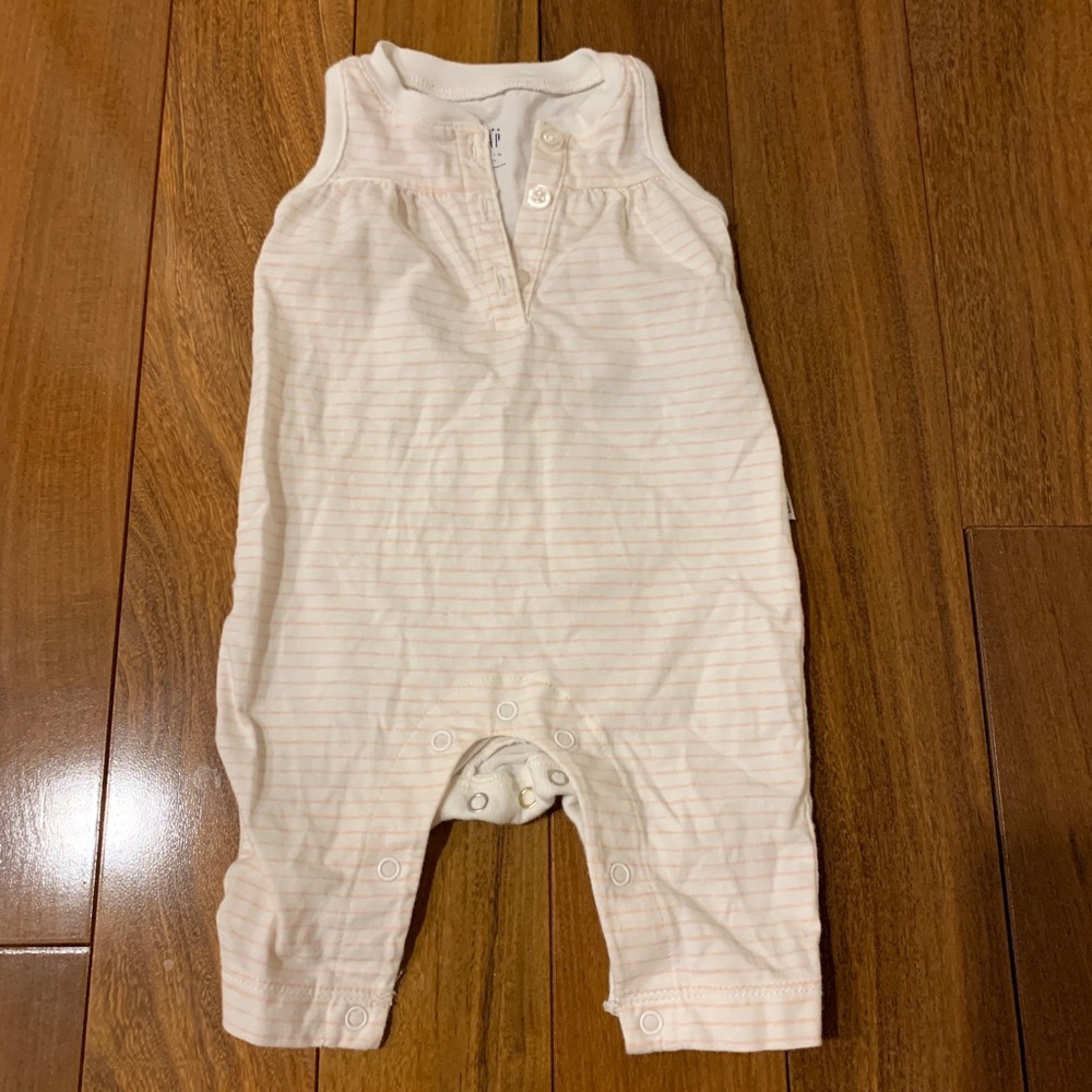 Baby gap sleeveless one piece baby girl size newborn